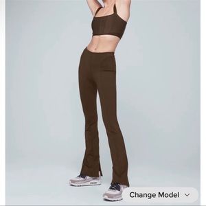 Alo Yoga flare pants size S